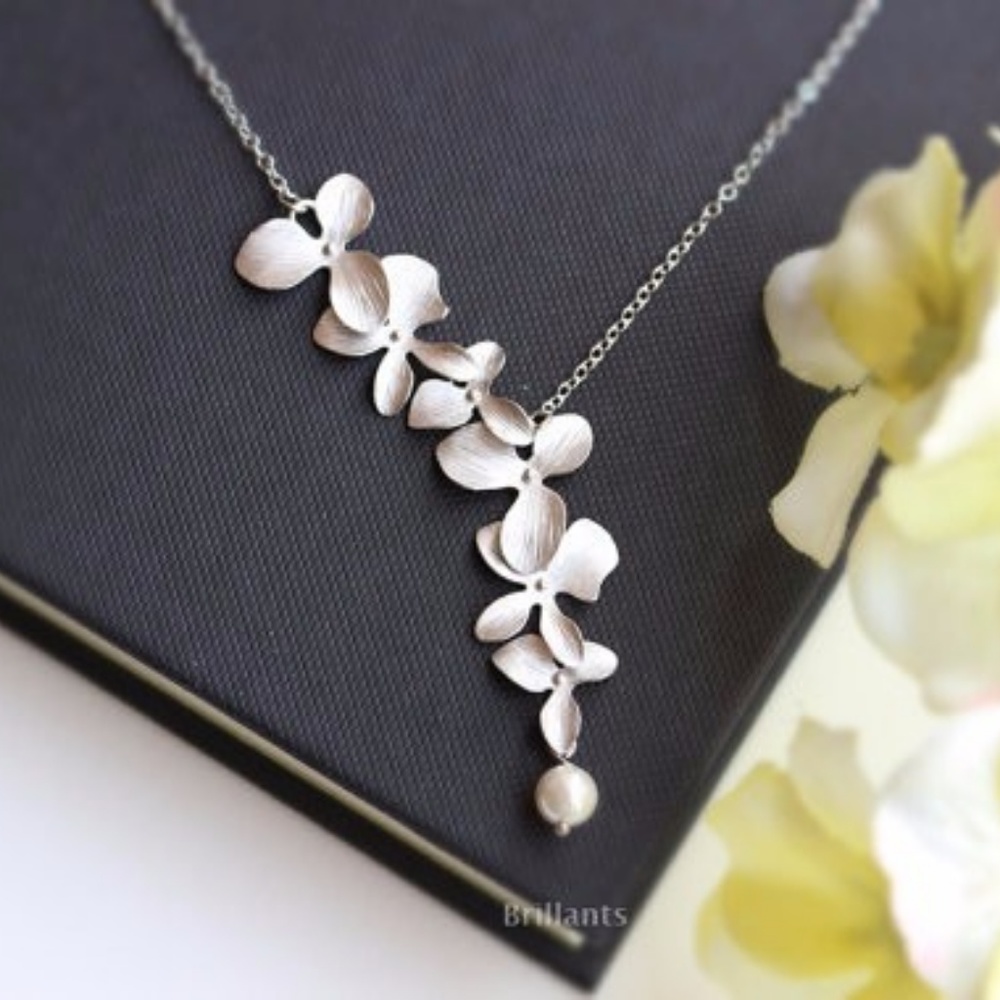 ❤️4 for $20 Sale❤️ orchid flower necklace - Picture 4 of 5